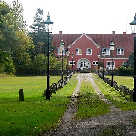 Holiday home Four-bedroom In Vaeggerlose 18 *