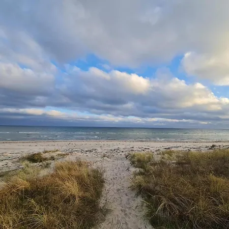 8 Person In Vaeggerlose-by Traum *