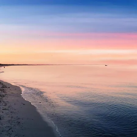 8 Person In Vaeggerlose-by Traum Bøtø By