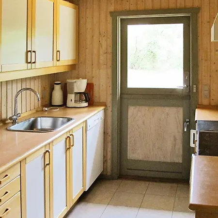 Four-bedroom In Vaeggerlose 18 * Boto By