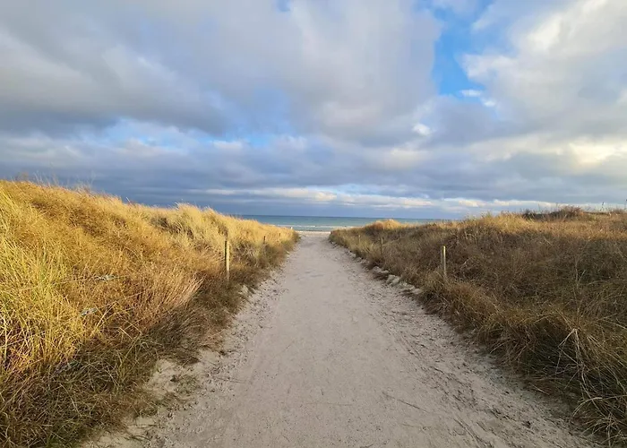 8 Person In Vaeggerlose-by Traum 別荘 Bøtø By